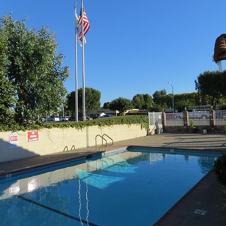 Capri Motel Santa Clara Exterior photo